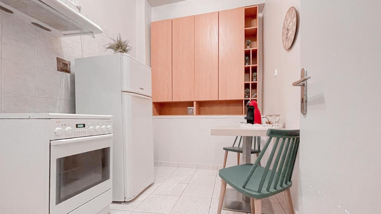 Cute 1Br Apt With Balcony In The Heart Of The City Atény Exteriér fotografie