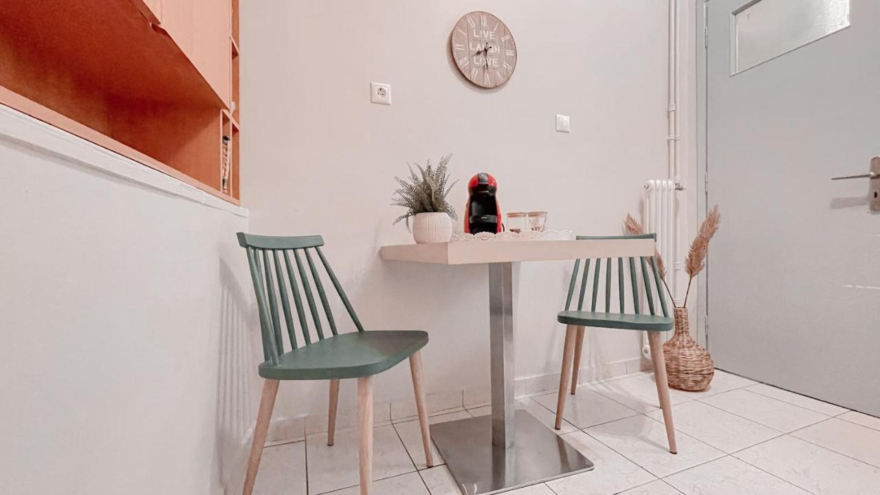 Cute 1Br Apt With Balcony In The Heart Of The City Atény Exteriér fotografie
