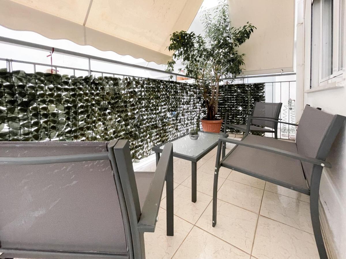 Cute 1Br Apt With Balcony In The Heart Of The City Atény Exteriér fotografie